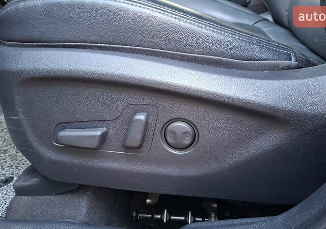 Сірий Кіа Соренто, об'ємом двигуна 2.2 л та пробігом 139 тис. км за 29700 $, фото 33 на Automoto.ua