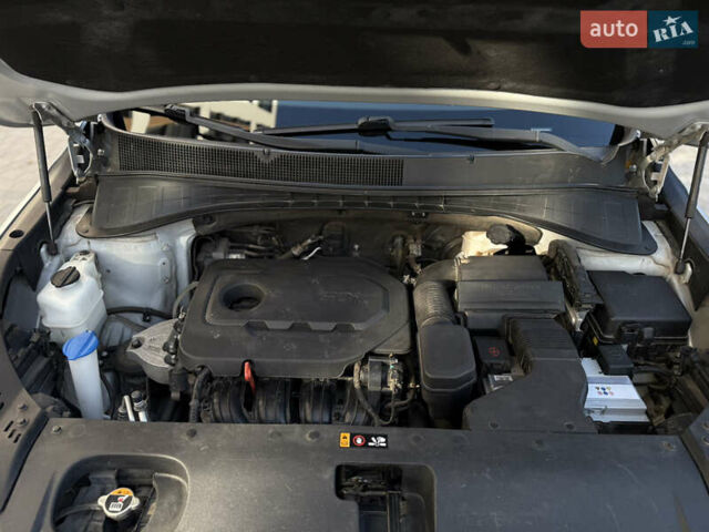 Серый Киа Соренто, объемом двигателя 2.4 л и пробегом 202 тыс. км за 14999 $, фото 67 на Automoto.ua