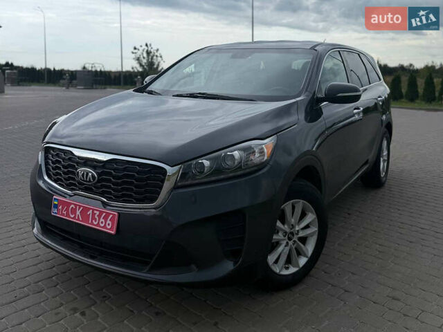 Серый Киа Соренто, объемом двигателя 3.3 л и пробегом 182 тыс. км за 17999 $, фото 8 на Automoto.ua