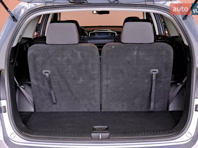 Сірий Кіа Соренто, об'ємом двигуна 2.4 л та пробігом 42 тис. км за 21900 $, фото 52 на Automoto.ua