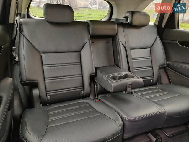Серый Киа Соренто, объемом двигателя 2 л и пробегом 156 тыс. км за 23955 $, фото 22 на Automoto.ua