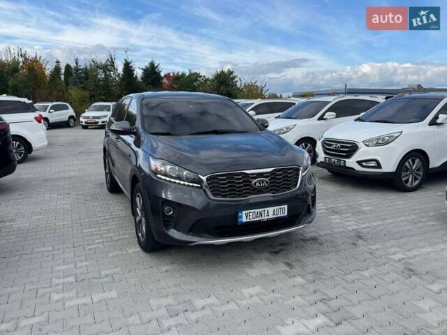Серый Киа Соренто, объемом двигателя 2 л и пробегом 98 тыс. км за 25300 $, фото 3 на Automoto.ua