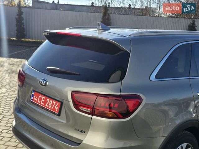 Сірий Кіа Соренто, об'ємом двигуна 2.2 л та пробігом 134 тис. км за 29950 $, фото 23 на Automoto.ua