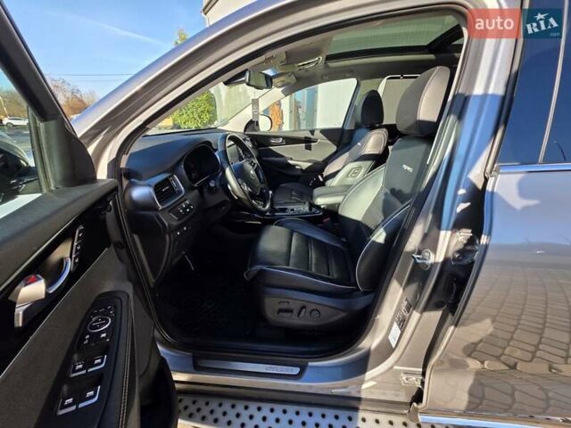 Сірий Кіа Соренто, об'ємом двигуна 2.2 л та пробігом 134 тис. км за 29950 $, фото 82 на Automoto.ua