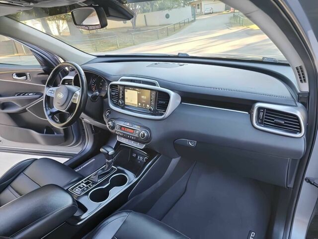 Сірий Кіа Соренто, об'ємом двигуна 3.3 л та пробігом 44 тис. км за 9900 $, фото 10 на Automoto.ua