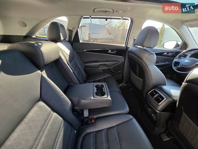 Сірий Кіа Соренто, об'ємом двигуна 2.2 л та пробігом 134 тис. км за 29950 $, фото 56 на Automoto.ua