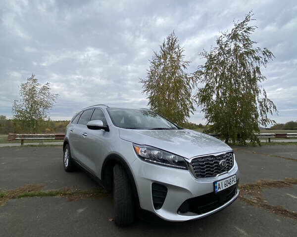 Киа Соренто 2020 в Лубнах на Automoto.ua Серый Киа Соренто, объемом двигателя 2.36 л и пробегом 37 тыс. км за 18700 $, фото 9 на Automoto.ua
