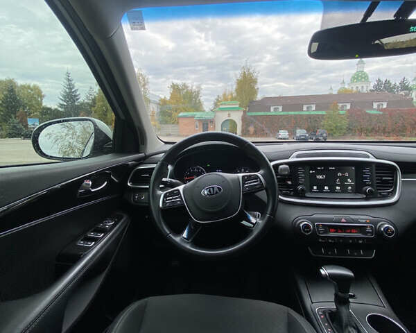 Киа Соренто 2020 в Лубнах на Automoto.ua Серый Киа Соренто, объемом двигателя 2.36 л и пробегом 37 тыс. км за 18700 $, фото 14 на Automoto.ua