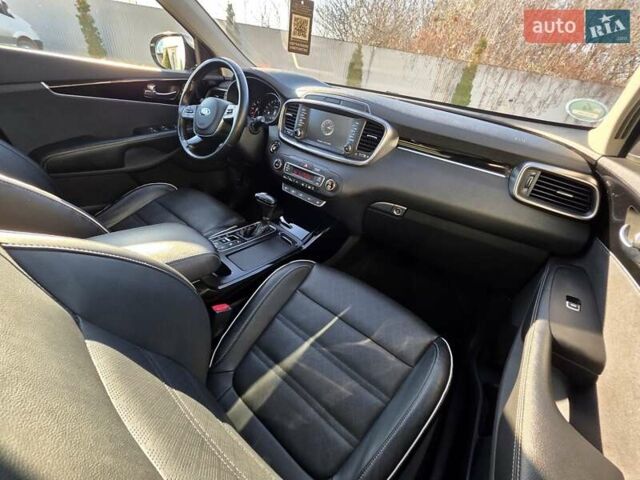 Сірий Кіа Соренто, об'ємом двигуна 2.2 л та пробігом 134 тис. км за 29950 $, фото 64 на Automoto.ua