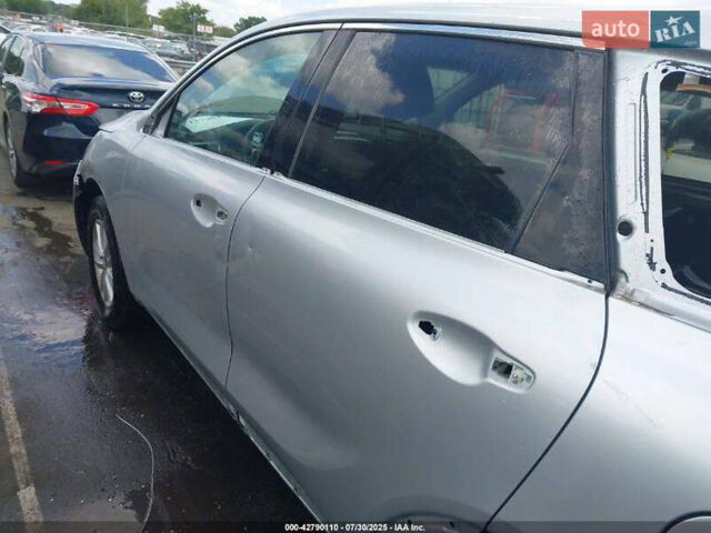 Сірий Кіа Соренто, об'ємом двигуна 2.4 л та пробігом 100 тис. км за 12150 $, фото 11 на Automoto.ua