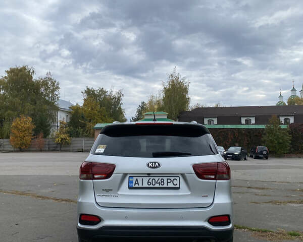 Киа Соренто 2020 в Лубнах на Automoto.ua Серый Киа Соренто, объемом двигателя 2.36 л и пробегом 37 тыс. км за 18700 $, фото 5 на Automoto.ua