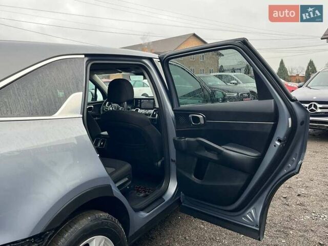 Серый Киа Соренто, объемом двигателя 2.5 л и пробегом 115 тыс. км за 16700 $, фото 25 на Automoto.ua