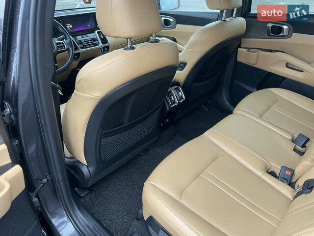 Серый Киа Соренто, объемом двигателя 2.15 л и пробегом 195 тыс. км за 32900 $, фото 28 на Automoto.ua