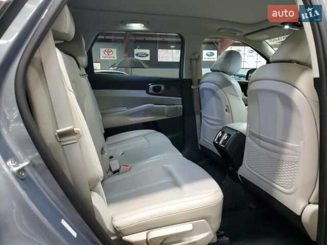 Серый Киа Соренто, объемом двигателя 2.5 л и пробегом 123 тыс. км за 8800 $, фото 10 на Automoto.ua
