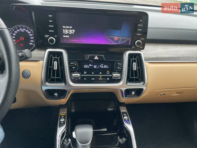 Серый Киа Соренто, объемом двигателя 2.15 л и пробегом 195 тыс. км за 32900 $, фото 35 на Automoto.ua