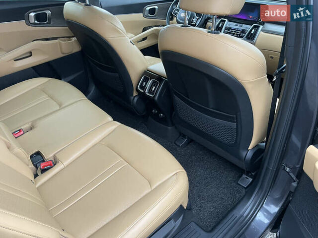 Серый Киа Соренто, объемом двигателя 2.15 л и пробегом 195 тыс. км за 32900 $, фото 26 на Automoto.ua