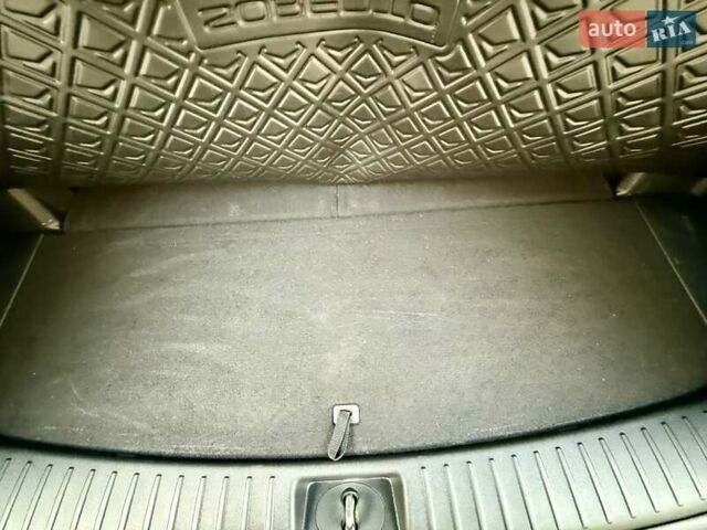 Сірий Кіа Соренто, об'ємом двигуна 2.15 л та пробігом 56 тис. км за 14900 $, фото 31 на Automoto.ua