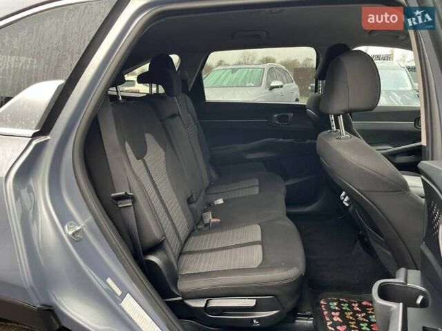 Серый Киа Соренто, объемом двигателя 2.5 л и пробегом 115 тыс. км за 16700 $, фото 28 на Automoto.ua