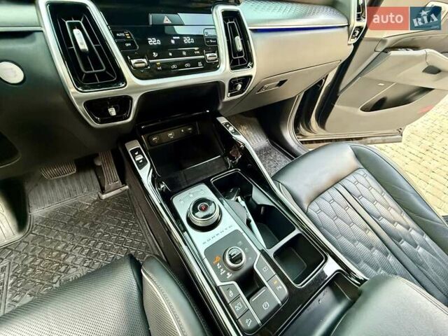 Сірий Кіа Соренто, об'ємом двигуна 2.15 л та пробігом 56 тис. км за 14900 $, фото 64 на Automoto.ua