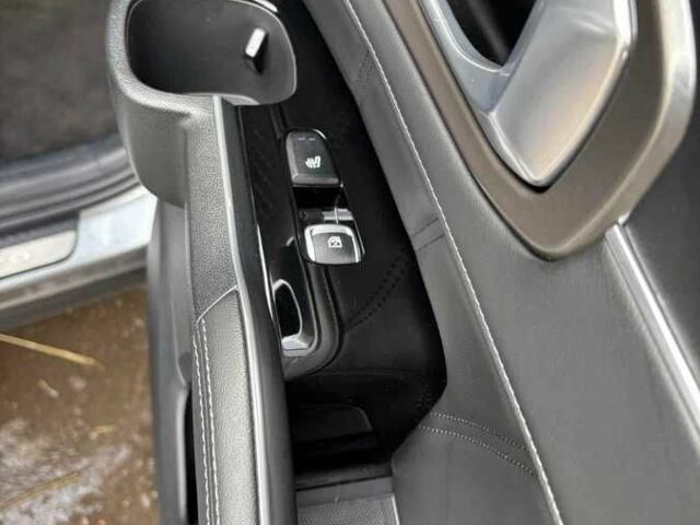 Серый Киа Соренто, объемом двигателя 2.2 л и пробегом 78 тыс. км за 25400 $, фото 13 на Automoto.ua