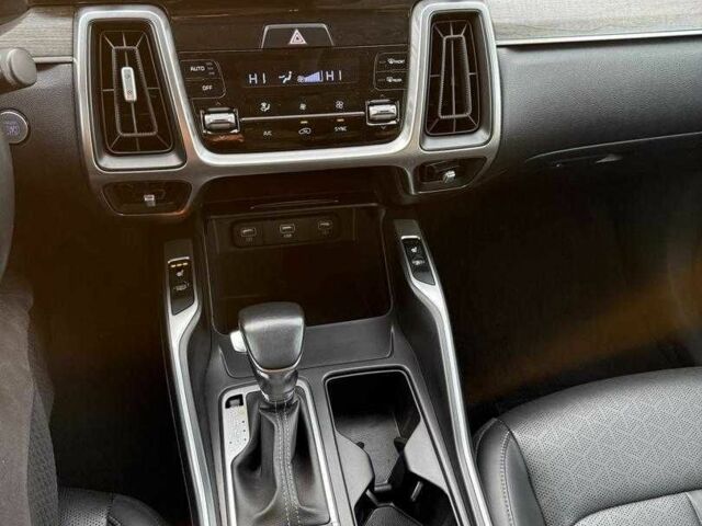 Сірий Кіа Соренто, об'ємом двигуна 2.5 л та пробігом 42 тис. км за 21100 $, фото 6 на Automoto.ua