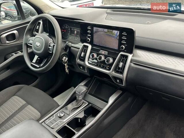Серый Киа Соренто, объемом двигателя 2.5 л и пробегом 115 тыс. км за 16700 $, фото 31 на Automoto.ua