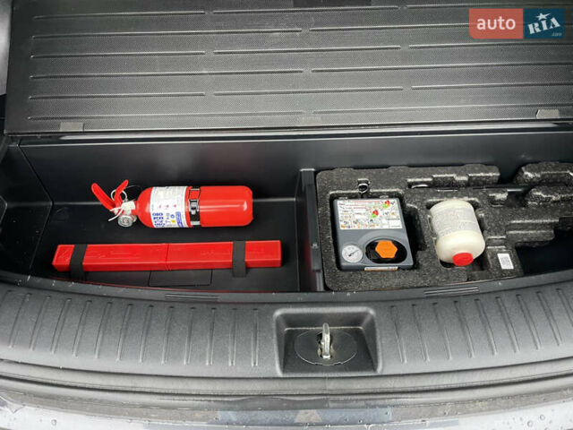 Серый Киа Соренто, объемом двигателя 2.15 л и пробегом 195 тыс. км за 32900 $, фото 24 на Automoto.ua
