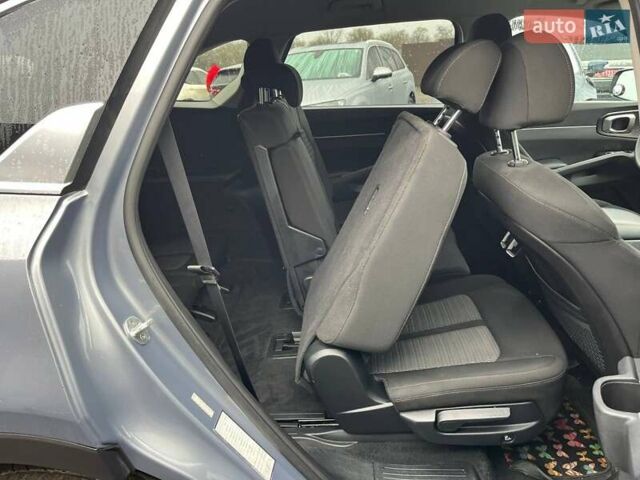 Серый Киа Соренто, объемом двигателя 2.5 л и пробегом 115 тыс. км за 16700 $, фото 26 на Automoto.ua