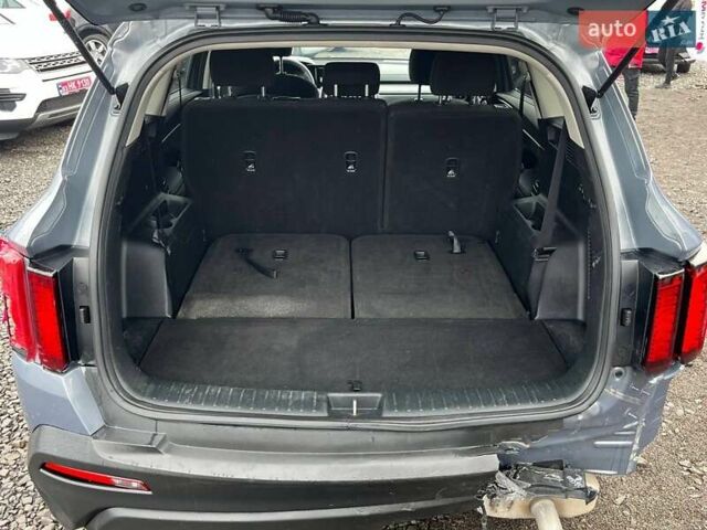 Серый Киа Соренто, объемом двигателя 2.5 л и пробегом 115 тыс. км за 16700 $, фото 23 на Automoto.ua