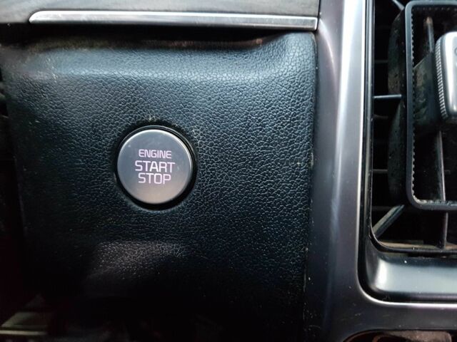 Серый Киа Соренто, объемом двигателя 2.2 л и пробегом 94 тыс. км за 15300 $, фото 9 на Automoto.ua