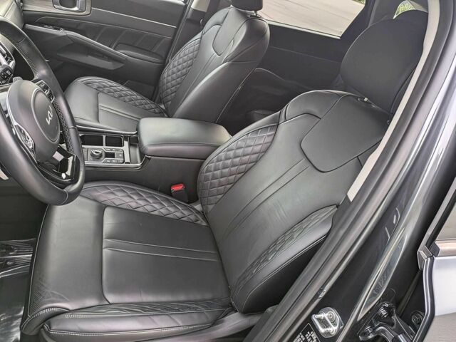 Серый Киа Соренто, объемом двигателя 2.5 л и пробегом 16 тыс. км за 16000 $, фото 8 на Automoto.ua