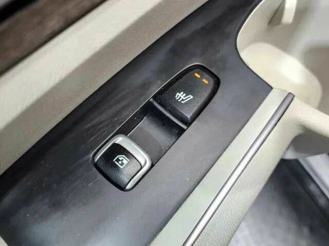 Киа Соренто 2022 в Киеве на Automoto.ua Серый Киа Соренто, объемом двигателя 2.2 л и пробегом 15 тыс. км за 21000 $, фото 12 на Automoto.ua