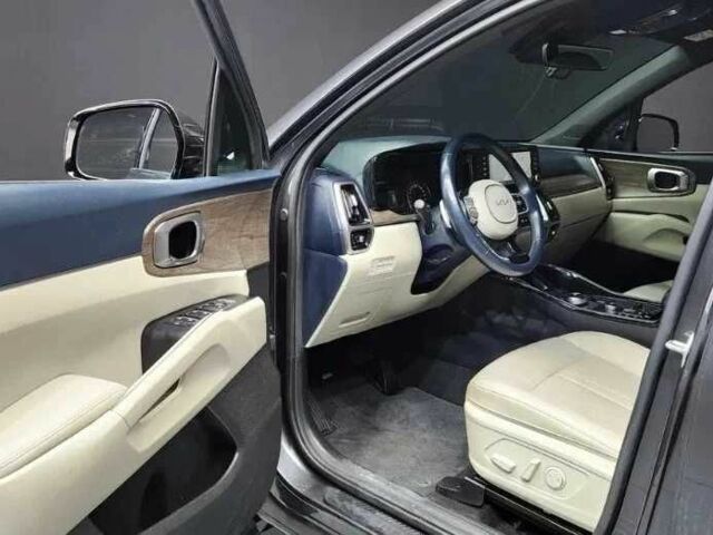 Киа Соренто 2022 в Киеве на Automoto.ua Серый Киа Соренто, объемом двигателя 2.2 л и пробегом 15 тыс. км за 21000 $, фото 5 на Automoto.ua