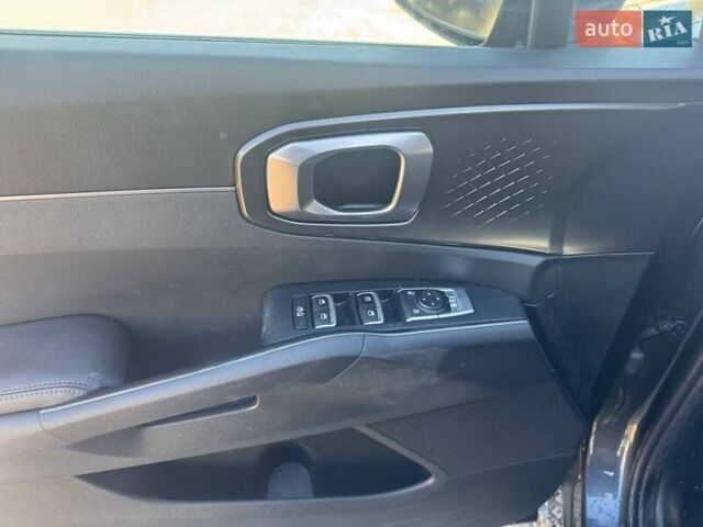 Серый Киа Соренто, объемом двигателя 1.6 л и пробегом 45 тыс. км за 33000 $, фото 9 на Automoto.ua