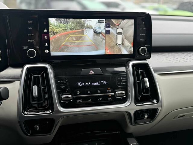 Серый Киа Соренто, объемом двигателя 0 л и пробегом 29 тыс. км за 15000 $, фото 8 на Automoto.ua