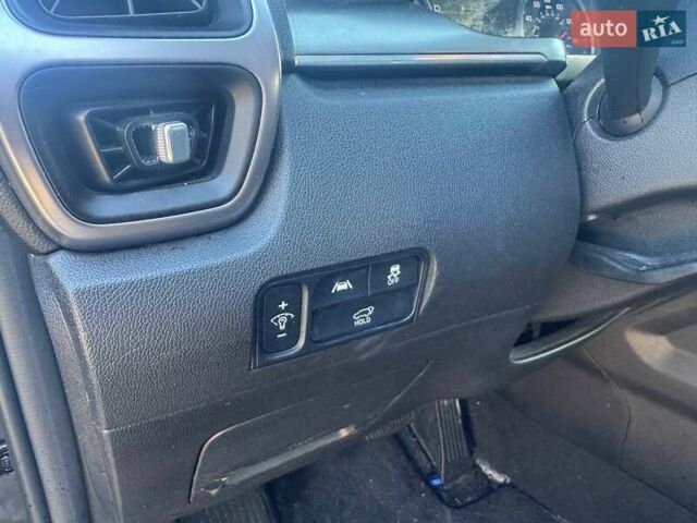 Серый Киа Соренто, объемом двигателя 1.6 л и пробегом 45 тыс. км за 33000 $, фото 10 на Automoto.ua