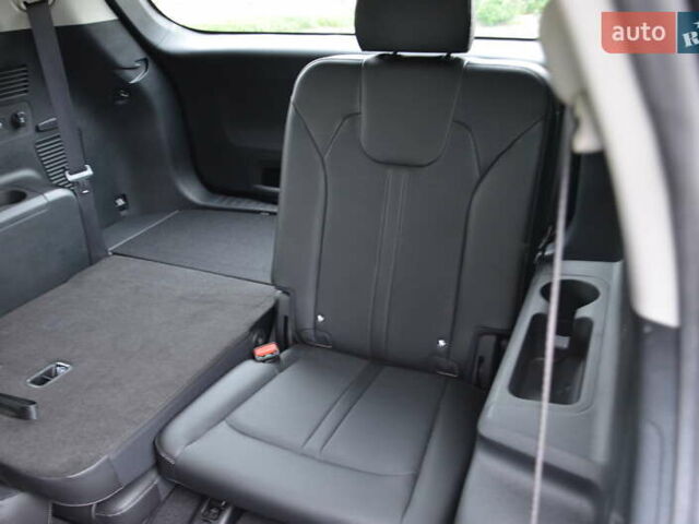 Серый Киа Соренто, объемом двигателя 2.5 л и пробегом 1 тыс. км за 43500 $, фото 35 на Automoto.ua