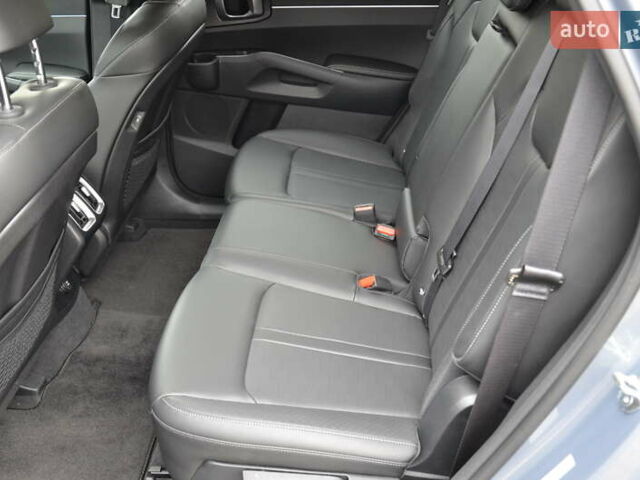 Серый Киа Соренто, объемом двигателя 2.5 л и пробегом 1 тыс. км за 43500 $, фото 33 на Automoto.ua