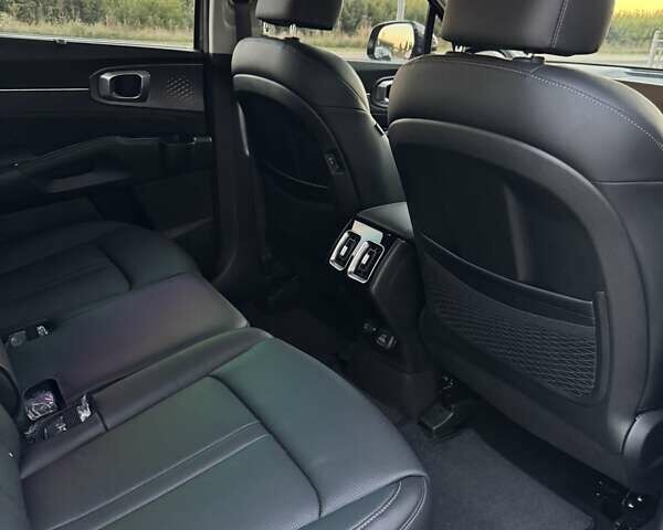 Серый Киа Соренто, объемом двигателя 2.2 л и пробегом 46 тыс. км за 52000 $, фото 28 на Automoto.ua