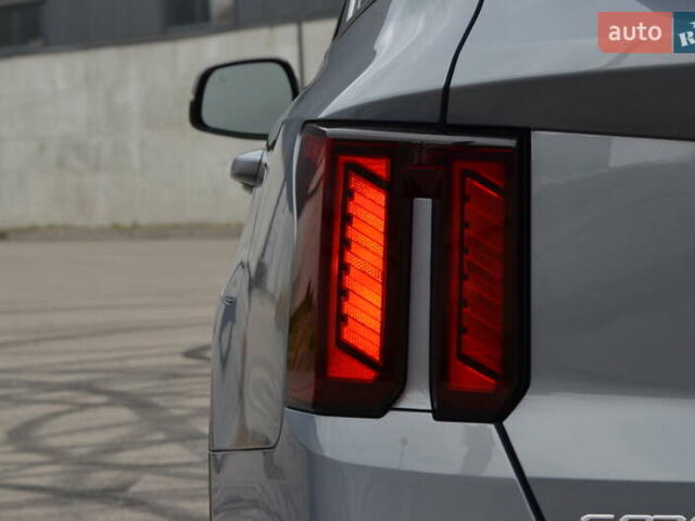 Серый Киа Соренто, объемом двигателя 2.5 л и пробегом 1 тыс. км за 43500 $, фото 15 на Automoto.ua