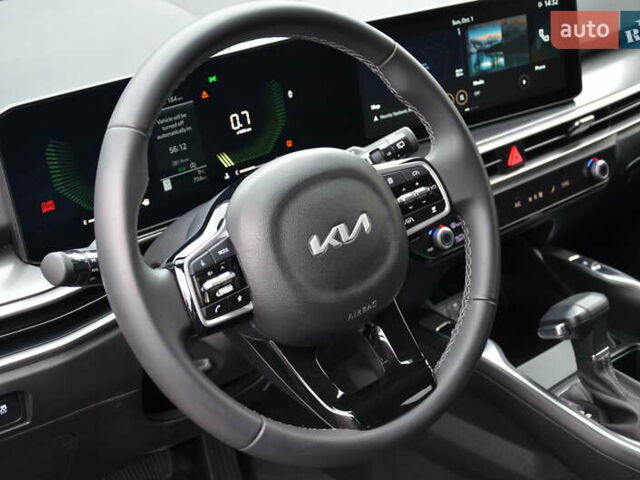 Серый Киа Соренто, объемом двигателя 2.5 л и пробегом 1 тыс. км за 43500 $, фото 18 на Automoto.ua