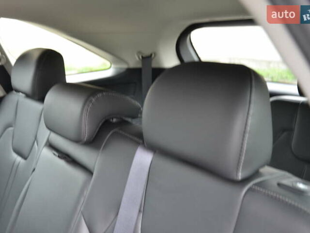 Серый Киа Соренто, объемом двигателя 2.5 л и пробегом 1 тыс. км за 43500 $, фото 34 на Automoto.ua