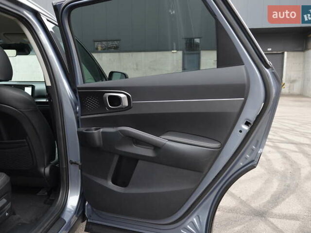 Серый Киа Соренто, объемом двигателя 2.5 л и пробегом 1 тыс. км за 43500 $, фото 40 на Automoto.ua