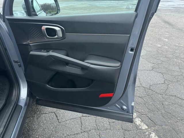 Сірий Кіа Соренто, об'ємом двигуна 2.5 л та пробігом 3 тис. км за 37777 $, фото 12 на Automoto.ua