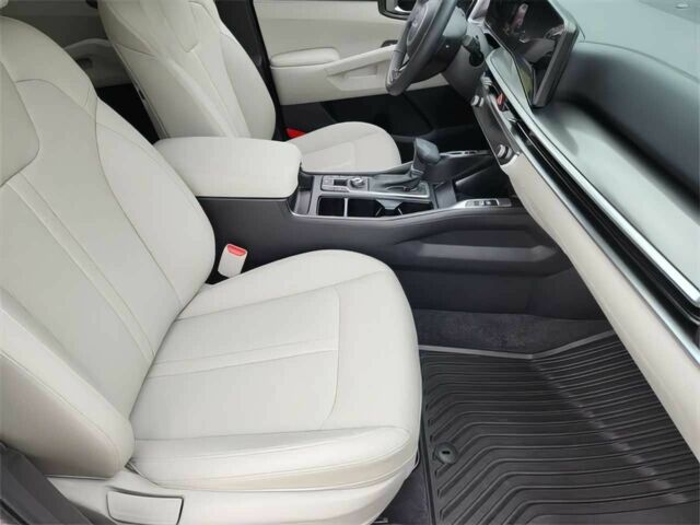 Серый Киа Соренто, объемом двигателя 2.5 л и пробегом 7 тыс. км за 15000 $, фото 6 на Automoto.ua