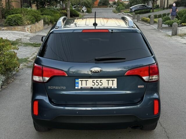 Киа Соренто 2014 в Днепре (Днепропетровске) на Automoto.ua Синий Киа Соренто, объемом двигателя 2.4 л и пробегом 155 тыс. км за 10800 $, фото 12 на Automoto.ua