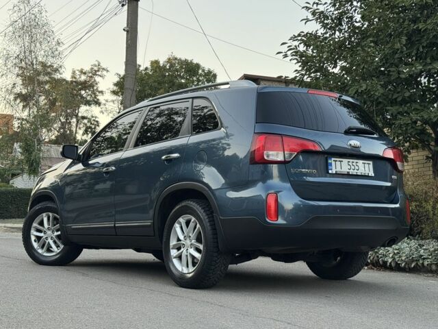 Киа Соренто 2014 в Днепре (Днепропетровске) на Automoto.ua Синий Киа Соренто, объемом двигателя 2.4 л и пробегом 155 тыс. км за 10800 $, фото 8 на Automoto.ua