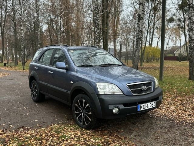 Синий Киа Соренто, объемом двигателя 2.5 л и пробегом 230 тыс. км за 4200 $, фото 2 на Automoto.ua