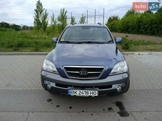 Синий Киа Соренто, объемом двигателя 2.5 л и пробегом 360 тыс. км за 6900 $, фото 1 на Automoto.ua