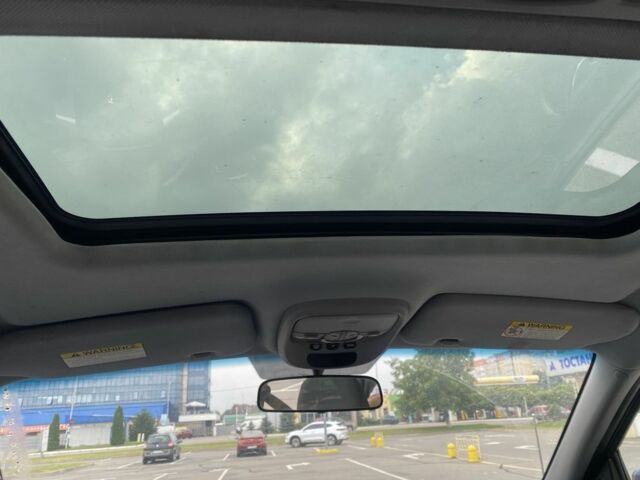 Синій Кіа Соренто, об'ємом двигуна 2.5 л та пробігом 318 тис. км за 3400 $, фото 5 на Automoto.ua